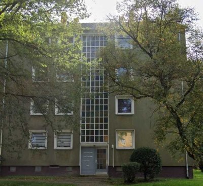 Stilvolle, gepflegte 3-Raum-Wohnung mit Balkon und Einbauküche in Recklinghausen