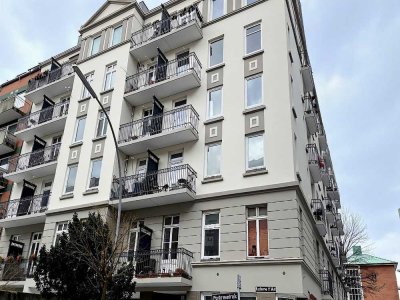 Hamburg-Neustadt: Helle 2 Zimmer mit Balkon & Einbauküche, top ÖPNV (48 m²)