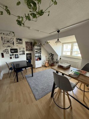 3 Zimmer Dachgeschosswohnung in der Stadtmitte von Darmstadt