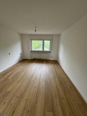 Schöne 4-Zimmer-Wohnung mit Balkon und Einbauküche in Achern