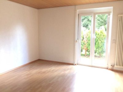 Ansprechende 2,5 Zimmer-Wohnung mit Terasse und EBK in Lörrach