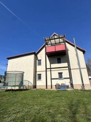 Helle und freundliche Dachgeschosswohnung mit Balkon in Wasendorf