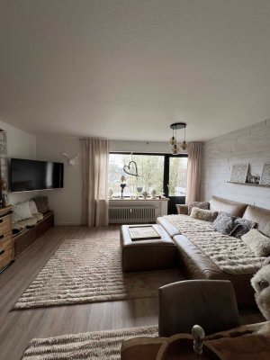 Wohnung mit 3 Schlafzimmern , ruhig gelegen und dennoch zentral.... PROVISIONSFREI !!!