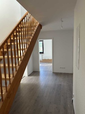 Erstbezug nach Sanierung: ansprechende 4-Zimmer-Wohnung in Hamburg