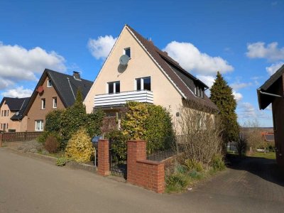 Zweifamilienhaus mit Doppelgarage in Eilhausen zu verkaufen
