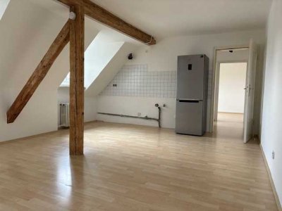 Helle 2 Zi-Single-Wohnung an ruhige Mieterin, NR