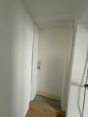 Fast fertig! Möbliert mit Küche und mittendrin