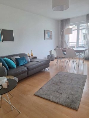 Wunderschöne helle zwei Zimmerwohnung mit Balkon