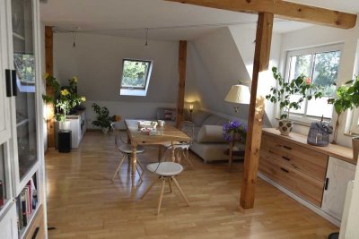 Beste Wohnlage: 4-Raum-Dachwohnung im Klinikviertel Rostock (provisionsfrei)