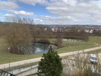 Ruhige 1 Zi Whg mit kleinem Balkon in Donauwörth S-O-Lage mit schöner Aussicht zum 1.6.2025, 3.Stock