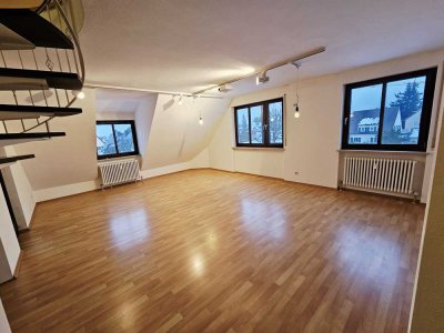 Charmante 3,5-Zimmer Maisonette in Nürnberg-Laufamholz mit Balkon