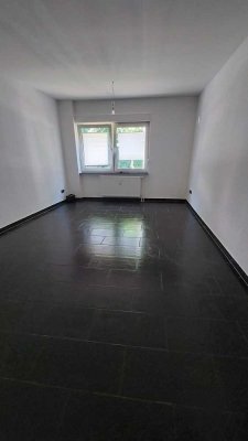 2,5-Zimmer-EG-Wohnung in Oberhausen ohne Balkon