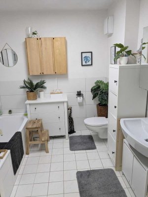 Freundliche 3-Zimmer-Erdgeschosswohnung mit Terrasse und Einbauküche in Petersberg