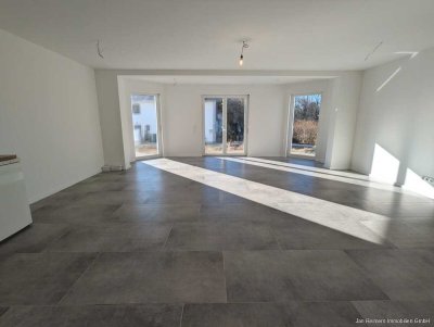 ENERGIEEFFIZIENTER NEUBAU - GROSSZÜGIG & HELL, MIT PRIVATEM GARTEN & RIESIGEM HOBBYKELLER