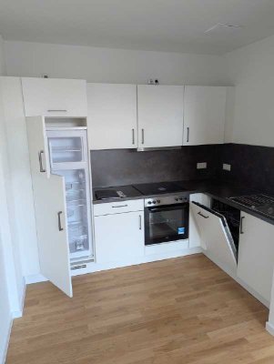 EBK, großer Balkon, Parkett mit Fubßbodenheizung... sanierter Altbau im Erstbezug