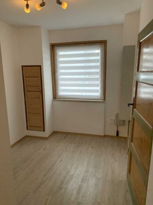 Haus mit Ausbaupotenzial mit Hof und Garten in Steinbeck