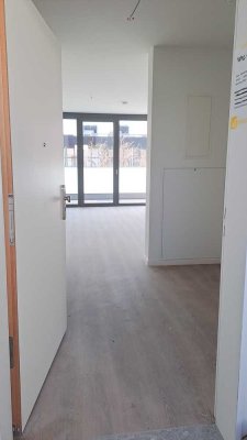 ***Erstbezug***