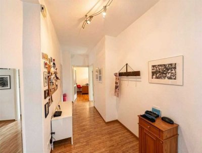 Zentrale Wohnung in Augsburg – großzügig, hell und mit Entwicklungsmöglichkeiten