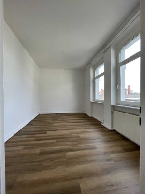 Renovierte 2,5-Zimmer-Altbauwohnung direkt am Skulpturenpark