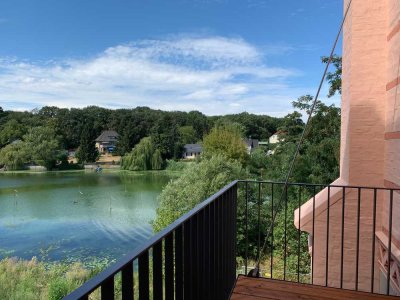 * Individueller Dachtraum * Potsdam Kaiservilla * 3 Zimmer * EBK * Gästebad * Terrasse & Loggia *