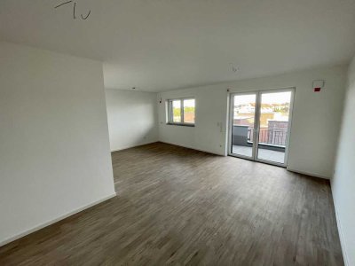 Neuwertige und helle 3 Zimmer Wohnung mit Balkon - WE 26