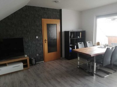 Neuwertige 2-Raum-Dachgeschosswohnung mit Loggia in Iserlohn Sümmern