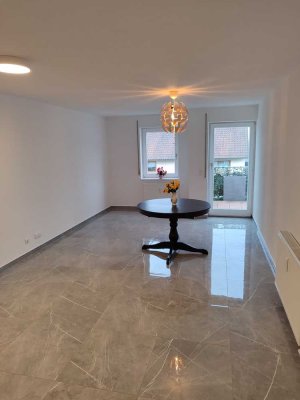 Geschmackvolle, modernisierte 2-Zimmer-Wohnung mit EBK in Affalterbach