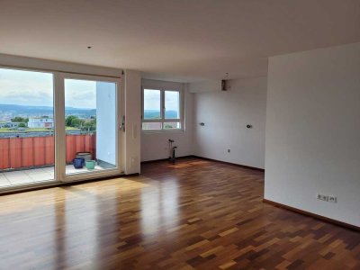 Lichtdurchflutete 4,5-Zimmer-Wohnung mit fantastischem Blick
