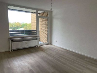 2-Zimmer-Wohnung mit Balkon und Aufzug in Duisburg-Hochheide