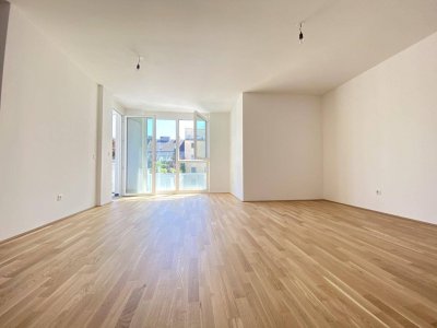 Sehr gepflegter Zustand - schöne Drei-Zimmer-Wohnung mit Terrasse
