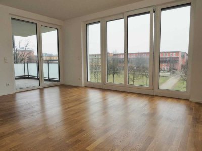 Moderne 4-Zimmer Wohnung im 2. OG mit Balkon im Bismarck-Palais