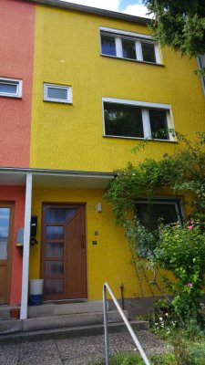 Geräumiges 5-Zimmer Einfamilienhaus in Frankfurt-Praunheim