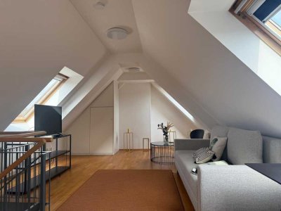 WOW *Paul & Partner* TRAUMHAFTE ALTBAUWOHNUNG STEHT FREI! DIREKT BEZUGSBEREIT! 220