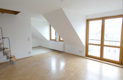 Helle, gemütliche 3 (+1) Raum - DG-Wohnung mit PKW-Stellplatz in ruhigem Wohngebiet in Annaberg