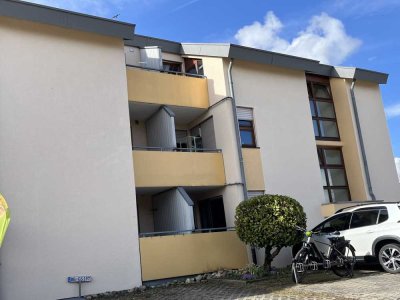 Kuppingen: 3-Zi.-Maisonettewohnung in sonniger Lage