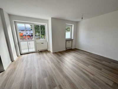 Erstbezug nach Sanierung: helle 2-Zi.-Maisonette mit Balkon in Pullach