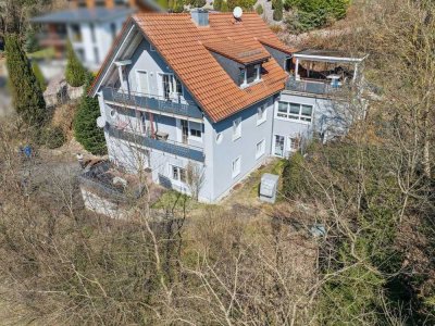 Charmantes Mehrfamilienhaus mit Potenzial in idyllischer Lage von Heigenbrücken