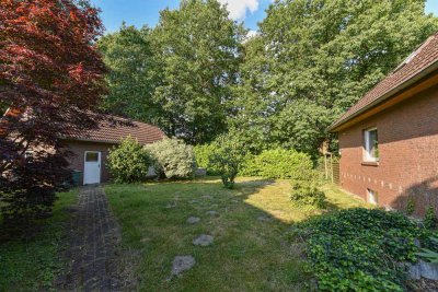 Bungalow mit Kamin & Sauna in schöner Sackgassenlage**