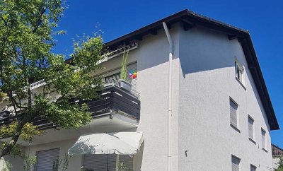Individuelle 5 Zimmer-Wohnung mit gehobener Innenausstattung, Balkon u. EBK in Mainz-Finthen