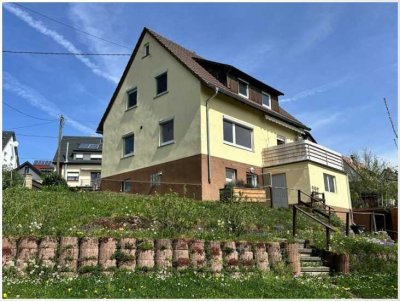Wohnen mit Weitblick: Charmantes Eigenheim mit Südwest-Grundstück