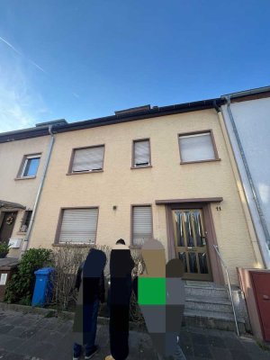 Großzügiges Familienparadies mit Gartenidylle in ruhiger Lage