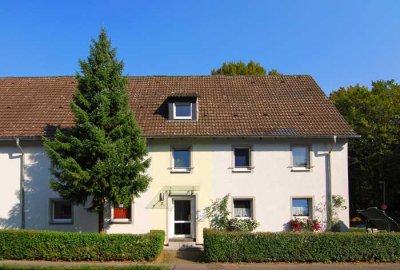 Bezugsfertig,für sofort, Erdgeschoss mit Wannenbad, 2,5 Zimmer Wohnung