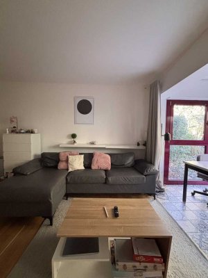 Traumhafte, möbilierte Wohnung mit Garten am Lousberg