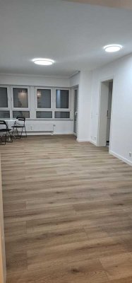 Geschmackvolle 2-Zimmer-Terrassenwohnung mit gehobener Innenausstattung mit EBK in Bad Honnef