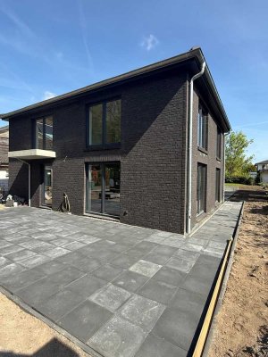 Gepflegte 4-Zimmer Doppelhaushälfte in Hamburg-Sasel, Erstbezug, Wärmepumpe