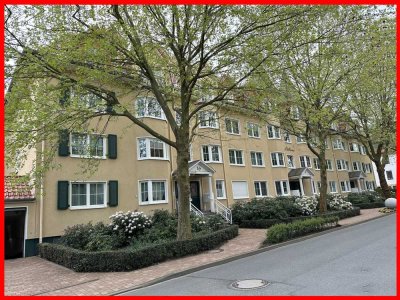 TRAUMWOHNUNG - Top-Lage, 4 Zimmer, Balkone, Fahrstuhl, 2 TG-Stellplätze