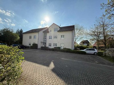 Sofort einziehen- frisch renovierte 4-Zimmer-Erdgeschosswohnung - WG-geeignetignet