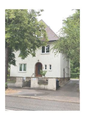 Stilvolle 2-Zimmer-Dachgeschosswohnung in Weimar