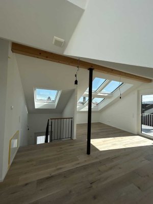 TRAUMWOHNUNG: exklusives 4 Zi-Maisonette-Apartment, 2 Balkone, 2 TG-Stellplätze u.v.m.