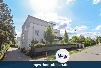 Helle Dachgeschosswohnung: mit toller Ausstattung und Sonnenidylle auf der Terrasse